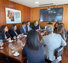 REPRESENTANTES DO SINPOFESC DEBATEM APOSENTADORIA POLICIAL EM BRASÍLIA
